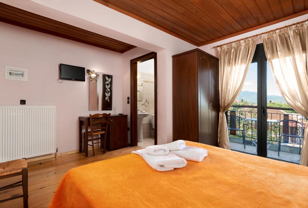 Hotel Limnaio à Khrisokhórafa Extérieur photo