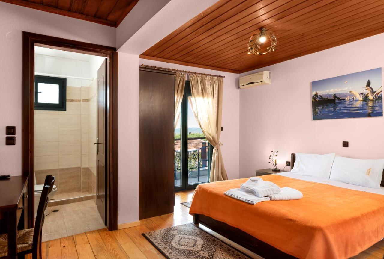 Hotel Limnaio à Khrisokhórafa Extérieur photo