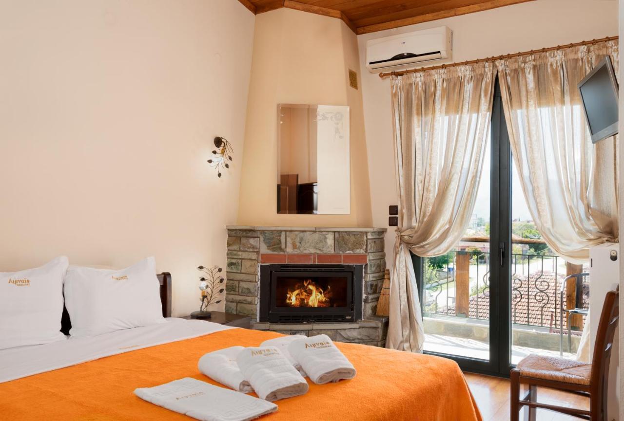 Hotel Limnaio à Khrisokhórafa Extérieur photo
