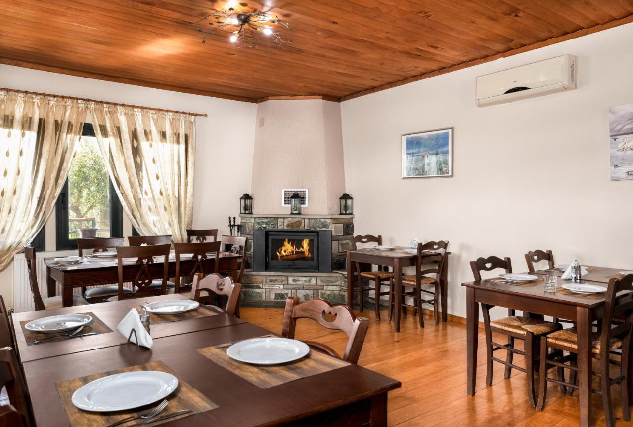 Hotel Limnaio à Khrisokhórafa Extérieur photo