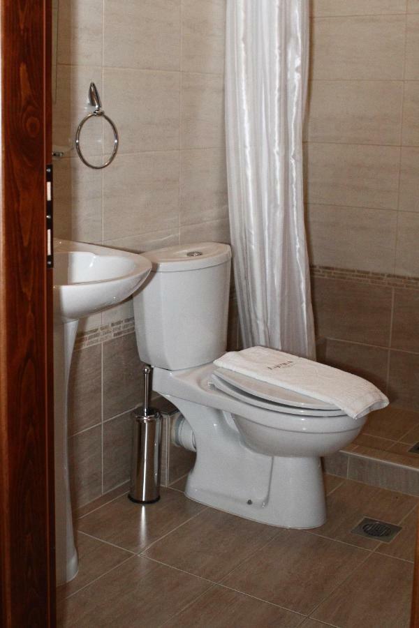 Hotel Limnaio à Khrisokhórafa Extérieur photo